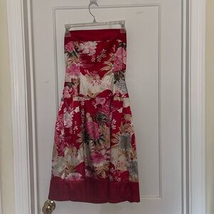 Excellent condition Asian-inspired strapless dress (size S)